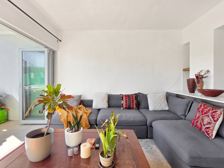2 Bedroom Property for Sale in Oranjezicht Western Cape